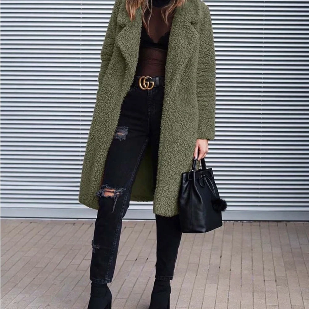 Women Teddy bear womens faux fur sherpa jacket olive
Faux fur material